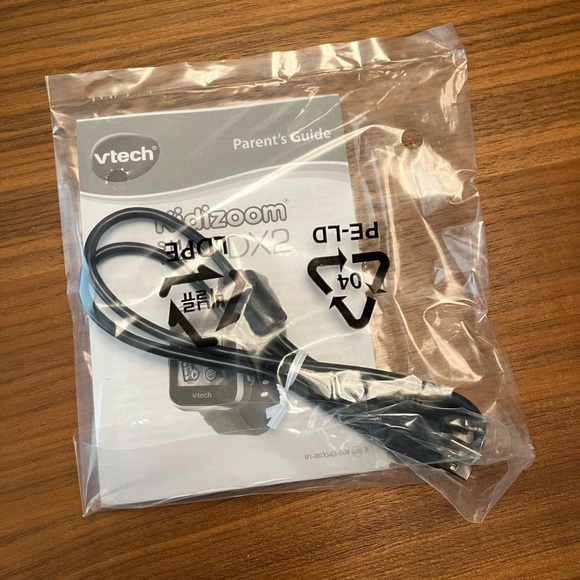 VTech KidiZoom Smartwatch DX2, Smart Watch for Kids, Learning Watch, Blue in Box - Picture 4 of 9